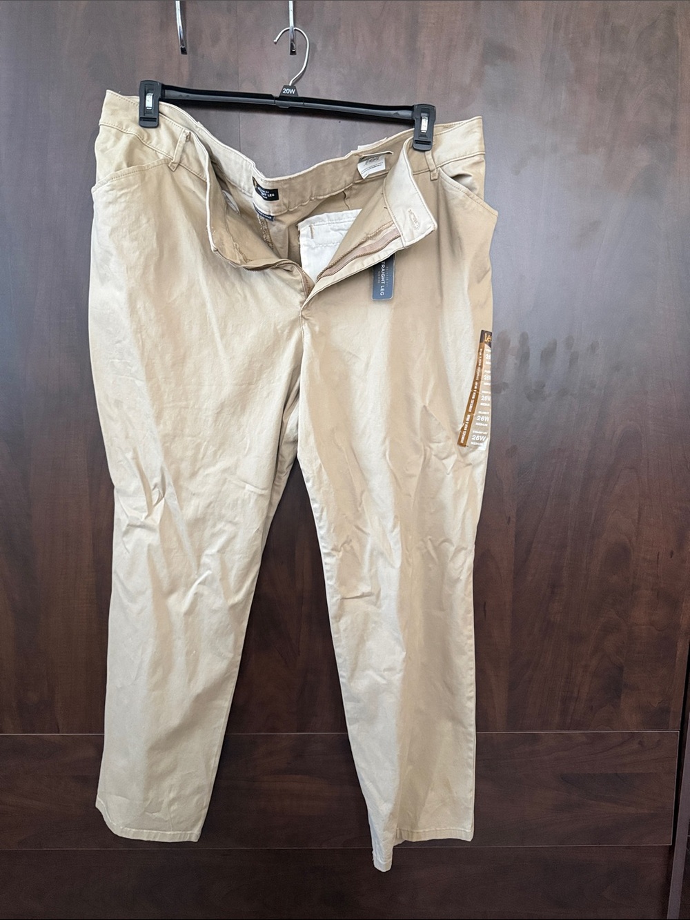 Lee Straight Leg Pants in Khaki